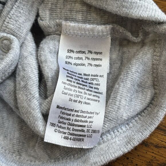 Gerber Unisex Bodysuit Baby Animal Print 12 Month Grey Cute Elephant Giraffe - Picture 9 of 9